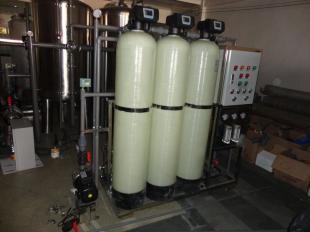 云南反渗透水处理设备昆明1吨反渗透设备芬源环保有限公司